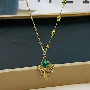 民族风复古绿色开屏孔雀锁骨链钛钢金色不掉色2025新款时尚配饰潮