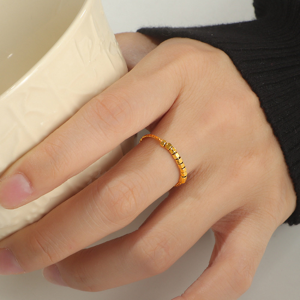 钛钢不掉色细闪精致小巧戒指