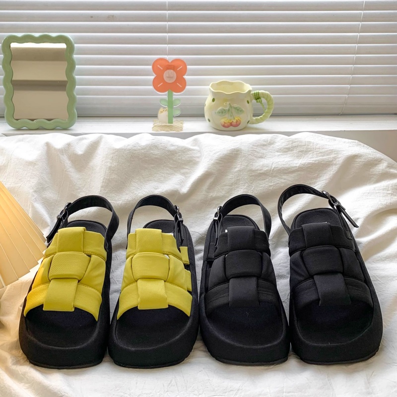 超火编织厚底凉鞋女款夏季2025新款配裙子外穿防滑露趾沙滩罗马鞋