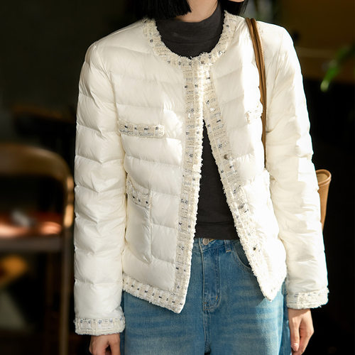 2025新款短款百搭三防羽绒服