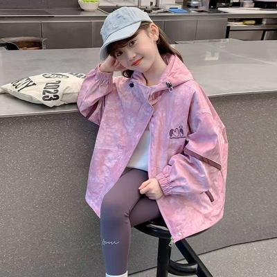 2025新款女童外套秋装洋气中大儿童冲锋衣春秋小女孩运动连帽上衣
