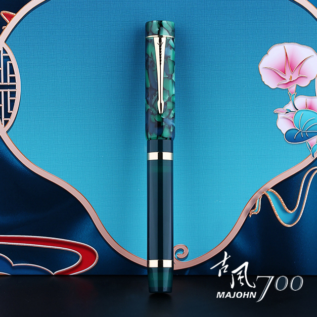 末匠M7006号BOCK镀金尖练字钢笔