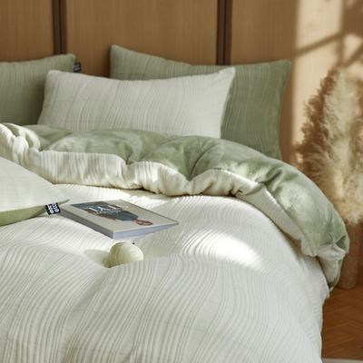 A类母婴级浮雕绒四件套