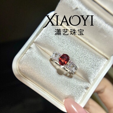 1.5克拉实验室培育帕帕拉恰色戒指气质精T方钻甜蓝红925银