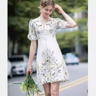 复古宫廷风小清新碎花连衣裙法式优雅印花气质V领灯笼袖名媛短裙