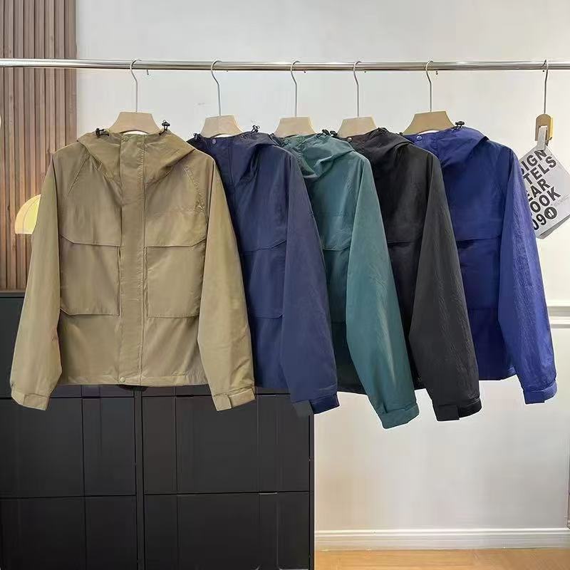 日单春款男女装情侣防风连帽外套户外休闲宽松夹克482231/478231