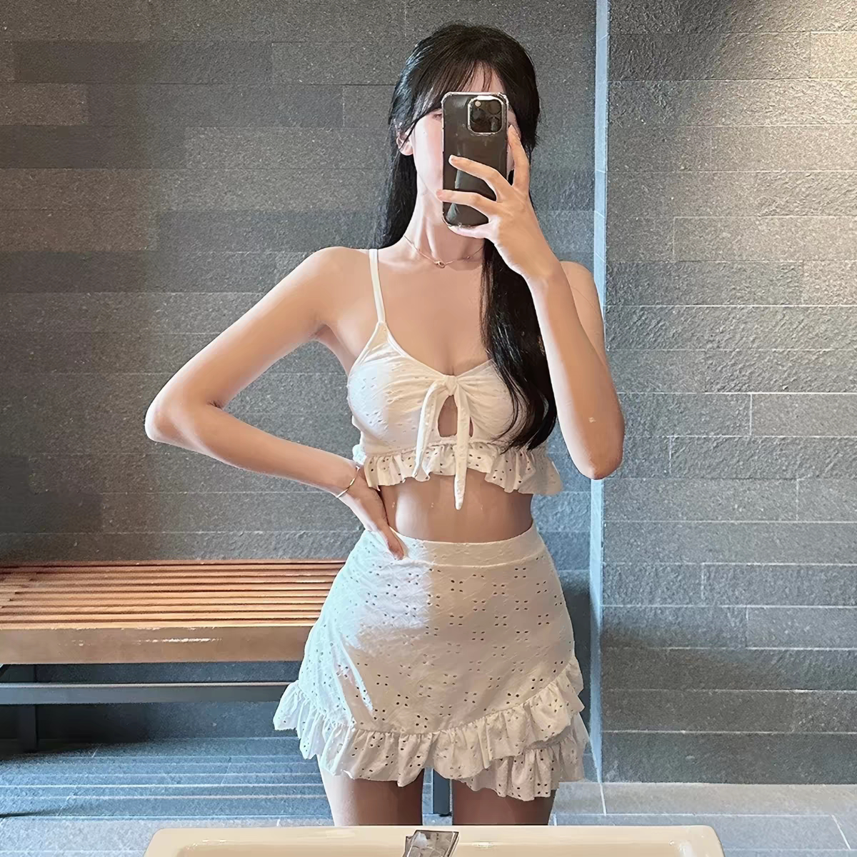 白色吊带高腰裙式比基尼泳衣女三件套韩国ins小胸聚拢性感泡温泉