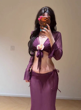 紫色很有韵味性感度假高级显白显瘦温泉泳衣女比基尼四件套