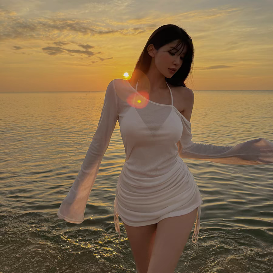 新款分体泳衣女小众简约性感辣妹长袖斜肩罩衫遮肚显瘦温泉泳装女