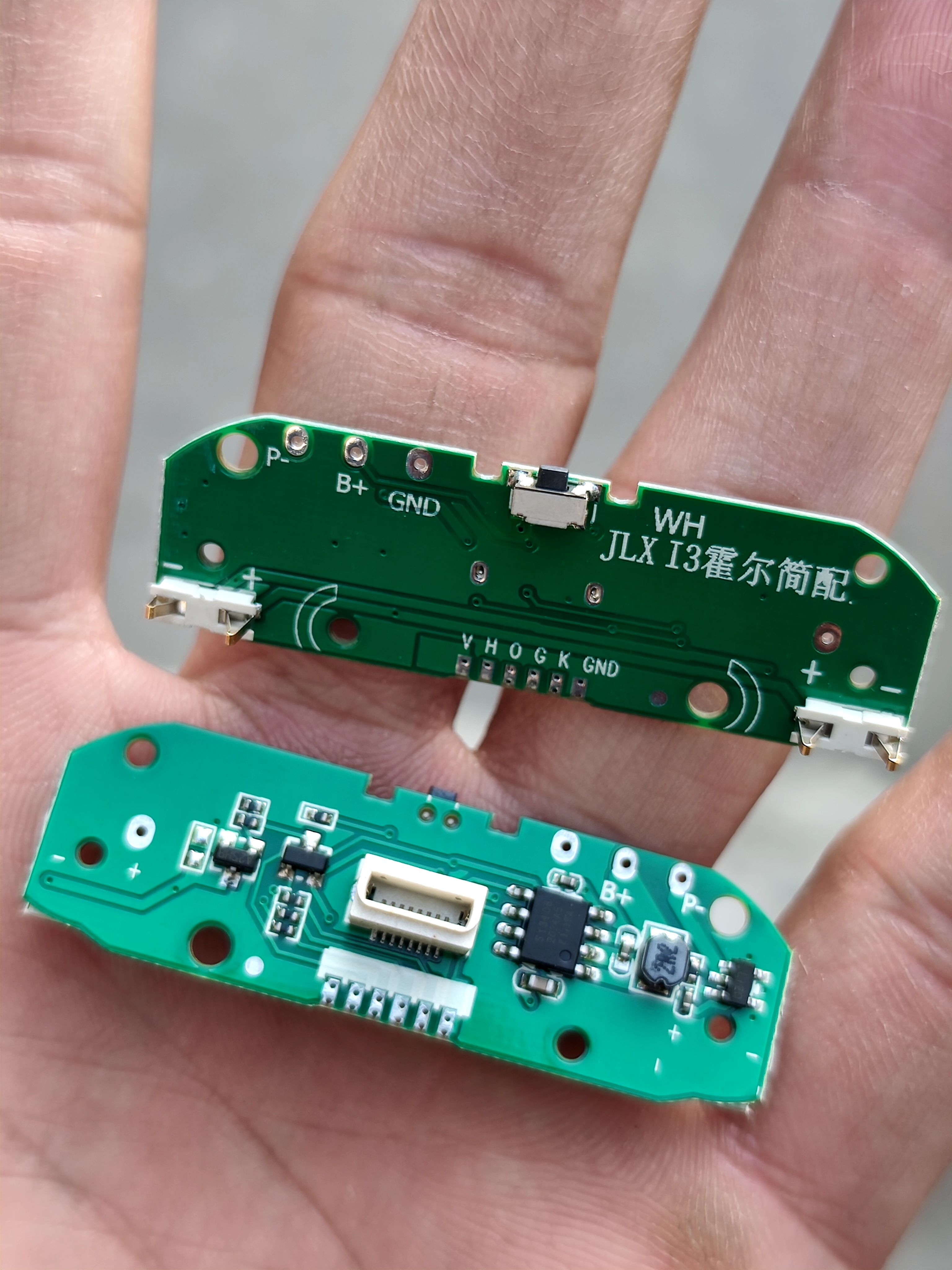 全新良品蓝牙耳机充电仓主板Diy研究价图片