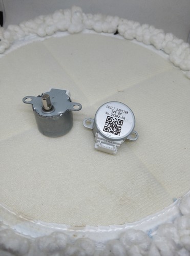 24BYJ48减速步进电机 DC12V 4相5线步进电机