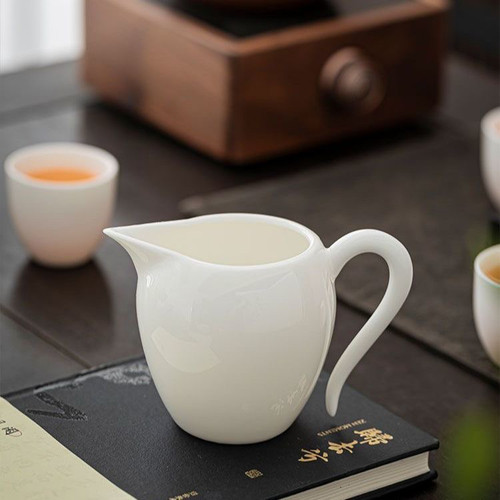 羊脂玉瓷美人公道杯德化白瓷陶瓷茶海分茶器功夫茶具匀茶杯分茶器