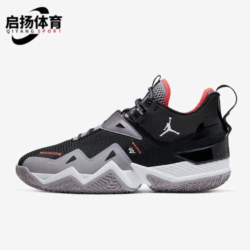 Nike/耐克男士中帮篮球鞋