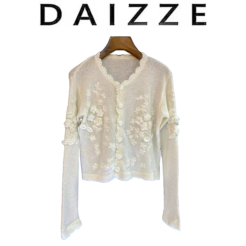 DAIZZE~温柔风毛衣女秋冬新款立体钩花软糯米白色设计感针织上衣