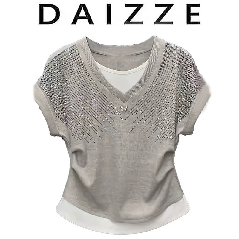 DAIZZE~重工烫钻假两件圆领短袖T恤女夏季拼接撞色显瘦短款上衣