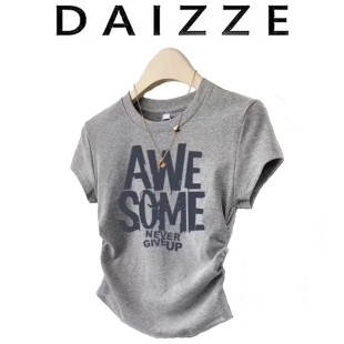 高级感正肩短袖 DAIZZE T恤女夏抽褶收腰显瘦不规则字母印花上衣潮