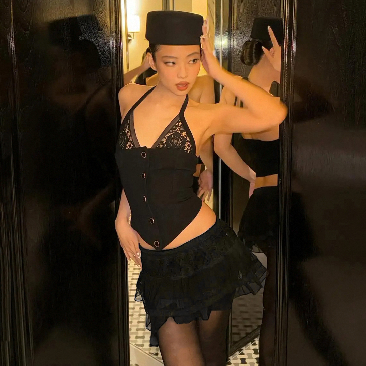 【jennie同款】蕾丝拼接吊带