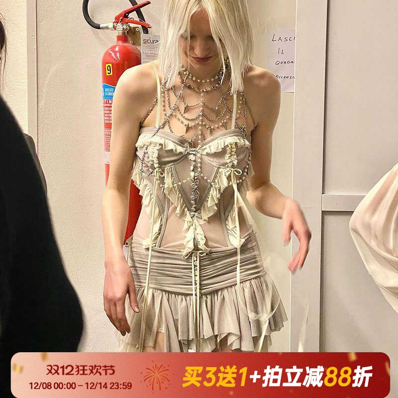 拼接设计感绑带网纱超短裙