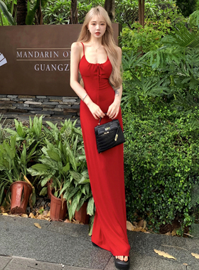 Amyway【曼妙曲线】法式复古红色度假系带吊带裙收腰性感包臀长裙