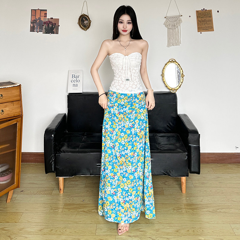 Amyway【海边度假】纯欲辣妹系带抹胸露背无袖碎花半身裙两件套