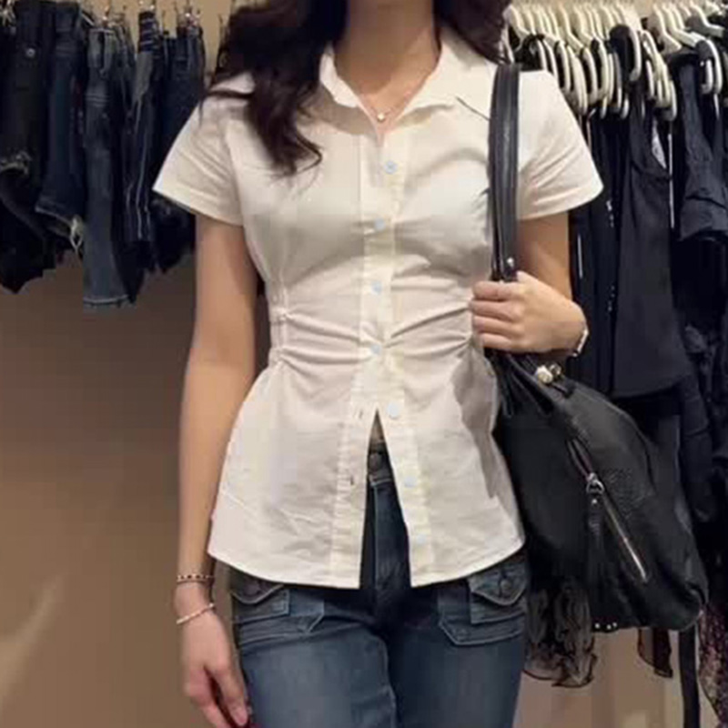 Amyway【法式甜辣】纯欲风复古翻领纽扣衬衫百搭白色短袖收腰上衣