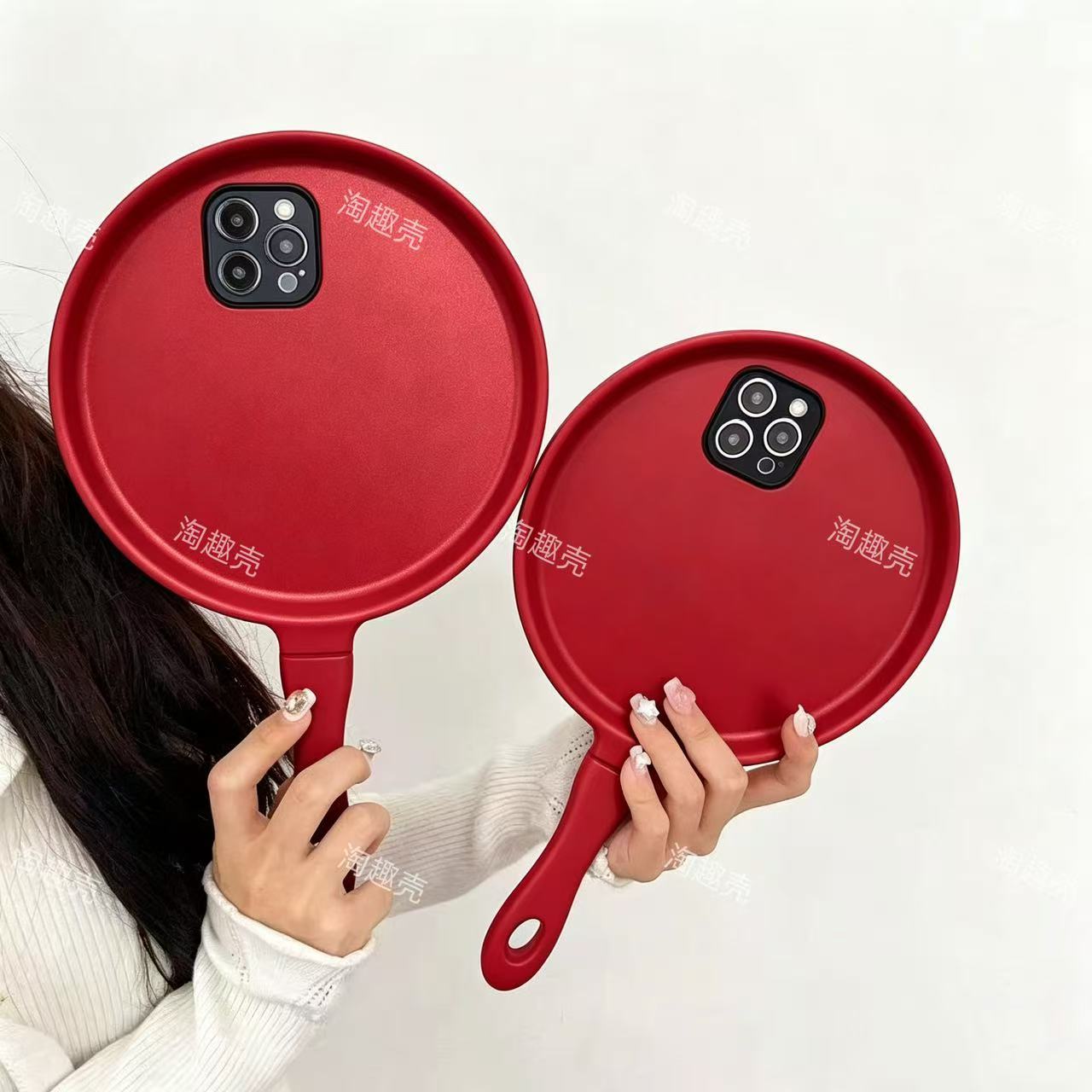 红色平底锅手机壳适用于华为VIVO结婚团扇小米OPPO创意爆改婚扇图片
