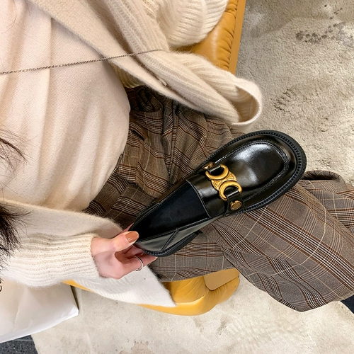 [Sheii su yinyin] Улицы Парижа ~ Триумф ретро -кожа плюс туфли в бархатной туалете маленькие кожаные туфли женская осень и зима