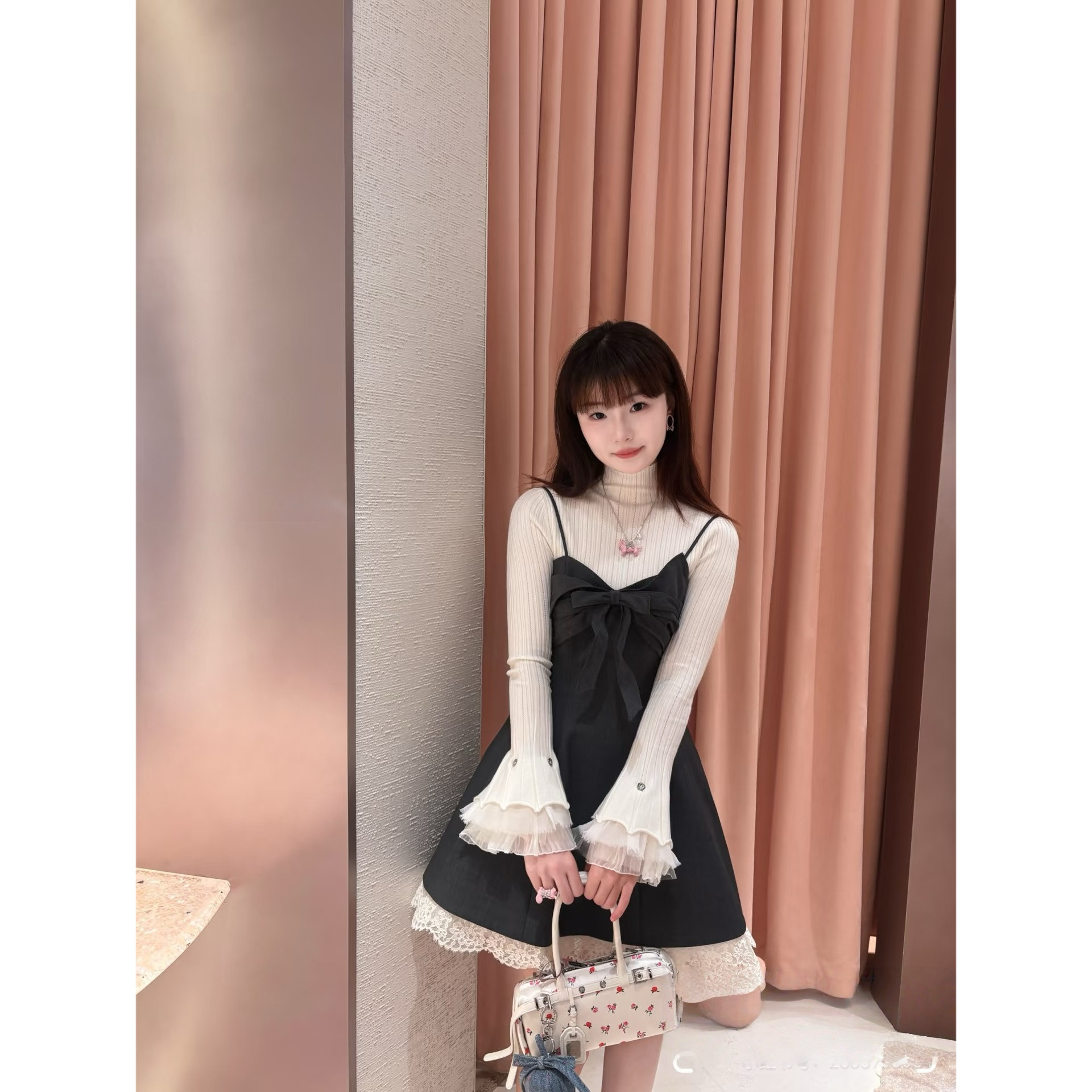 JR 专柜正品2026春季新款 蝴蝶结气质吊带网纱拼接连衣裙XSJ1L13D,女装/女士精品,礼服/晚装,淘宝优惠券,粉丝福利购,淘宝优惠卷