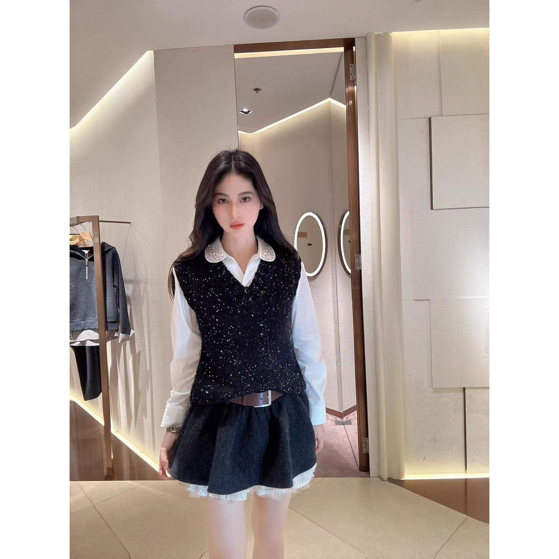 JR 2025冬季新款 时尚亮片oversize廓形马甲针织背心女XRJ7M11D