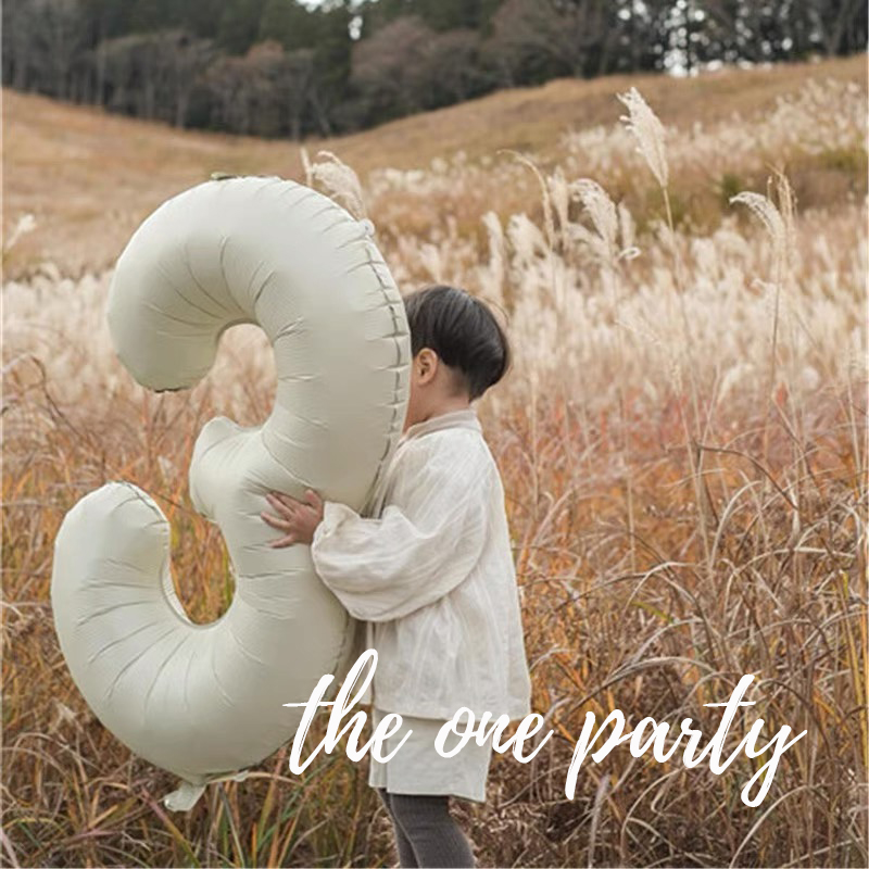 ins风奶油数字气球打氦气可飘空