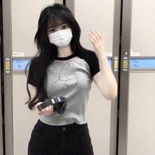 体恤搭配短裙 bm风美式 百搭短袖 t恤女学生小个子修身 上衣夏 短款