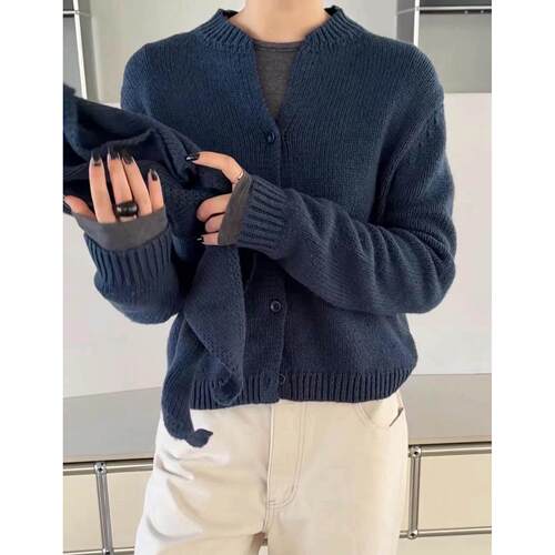 诗歌兰女装26秋款 8822知性时髦设计感披肩两件套开衫粗线毛衣