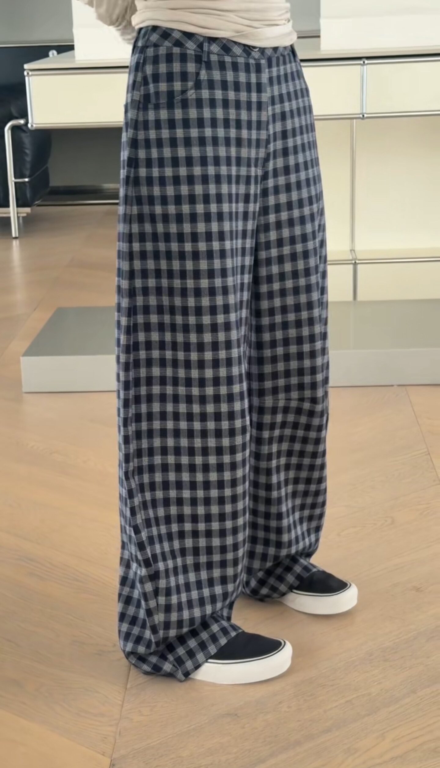 现29830格子裤 诗歌兰女装2026春款时尚百搭蓝色薄款弯刀裤休闲裤