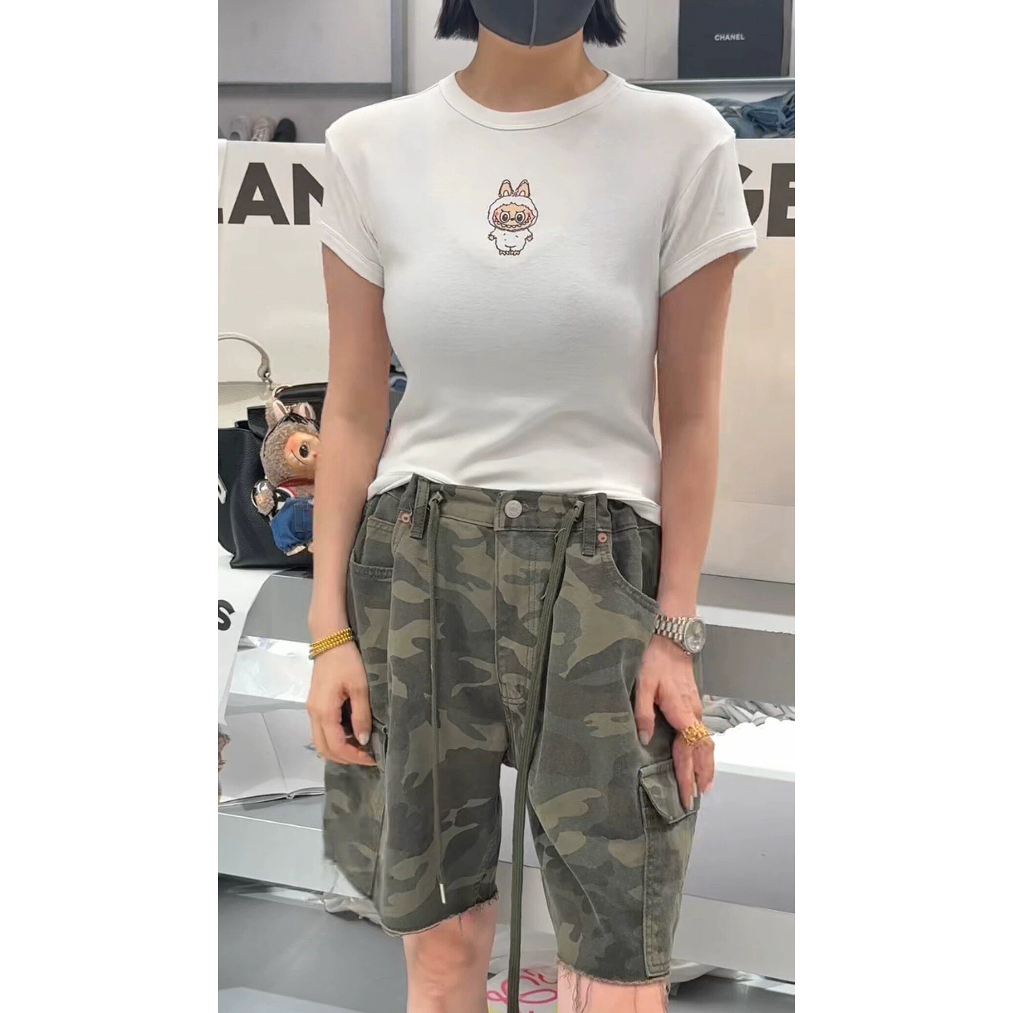 秒发诗歌兰58339质感个性简约圆领短袖短款卡通T恤25秋季新款女装