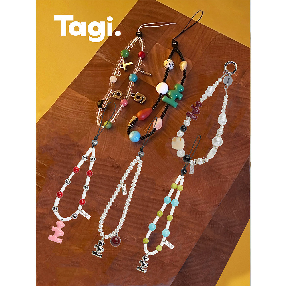 Tagi.《i》海边想象字母石头亚克力手机链