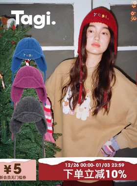 Tagi.钉珠布标装饰秋冬保暖系带针织护耳帽飞行毛线帽