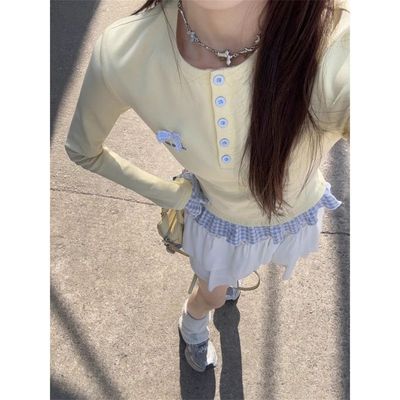 2025年春季刺绣甜辣修身打底衫女