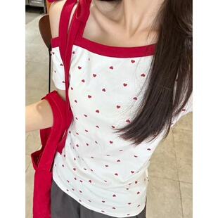 辣妹白色斜肩短袖t恤女夏季爱心满印修身显瘦设计感绑带露肩上衣