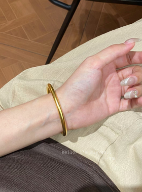 古法手镯女镀沙金工艺仿真黄金色正品实心素圈不掉色叠戴手链首饰
