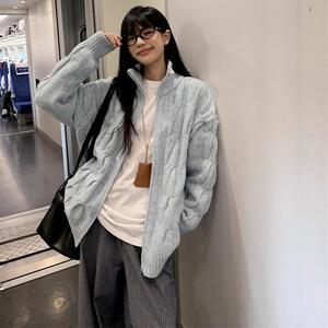 oversize蓝色翻领毛衣外套女