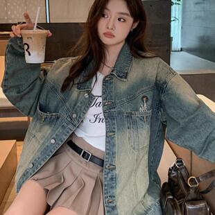 大码女装胖mm港风复古宽松高级感刺绣撞色牛仔外套女潮炸街中长款