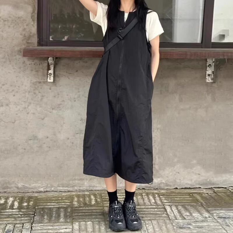 大码胖mm黑色工装背心裙女春秋新款宽松显瘦百搭休闲连衣裙背带裙