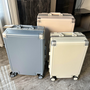 2025新款行李箱女高颜值带杯架拉杆箱旅行箱密码箱结实耐用可坐人