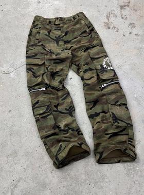 False Perception 大拉链多口袋水洗迷彩工装裤军绿色