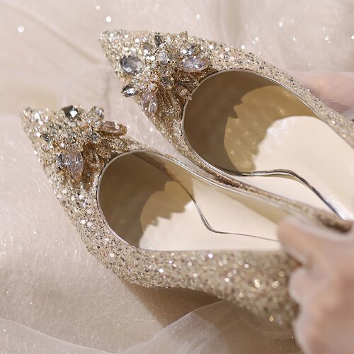 婚鞋秀禾婚纱两穿2025新款水晶鞋新娘鞋女香槟色高跟鞋不累脚主婚