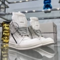 Ivory White Inverted Triangle with White Edges