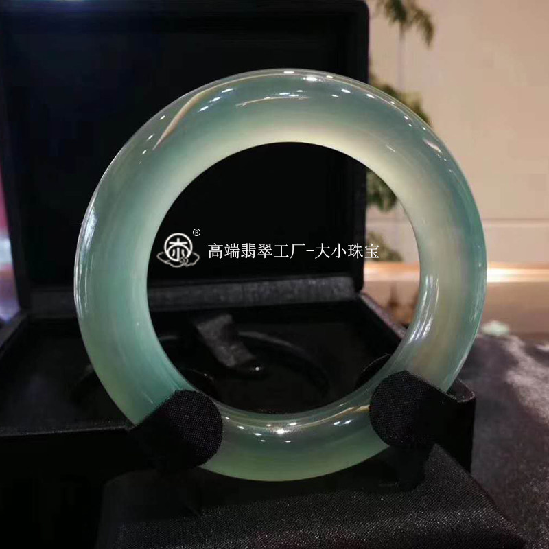 大小珠宝 高冰晴水绿天然翡翠手镯圈口55mm高端正品A货翡翠玉手镯