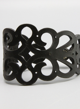 AQ设计师款手工镂空雕花黑色造型个性手镯孤品样品