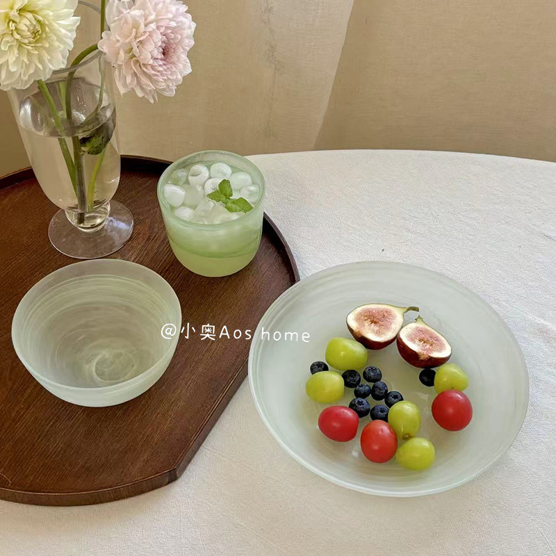 ins雾面绿色磨砂玻璃盘餐具好看漂亮水果盘简约点心沙拉甜品碗杯图片