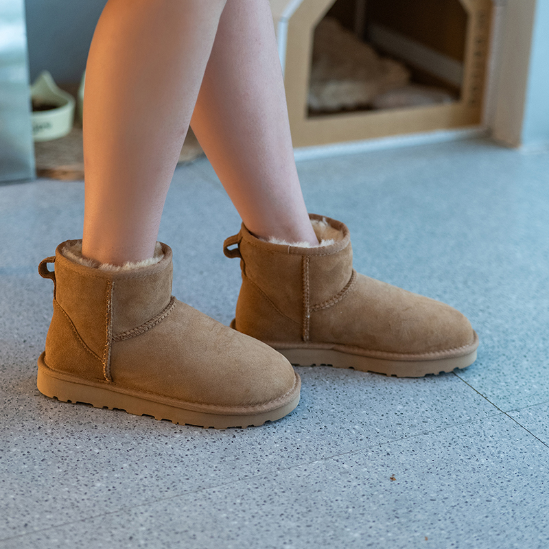 经典5854桑坡皮毛一体低筒男女同款雪地靴女短筒保暖加厚时尚百搭